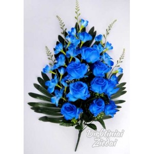 Puokštė rožių su frezijomis plokščia, mėlyna sp., G1980